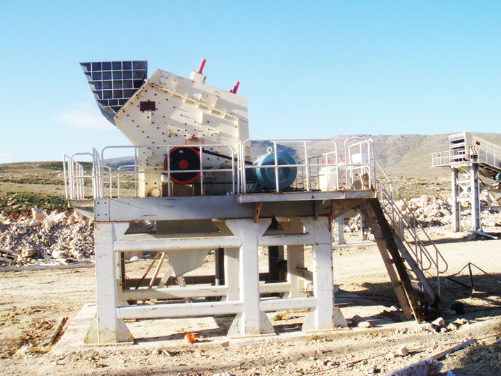 How to Choose the Right Crusher for Bauxite, Manganese, and Chrome Ore?